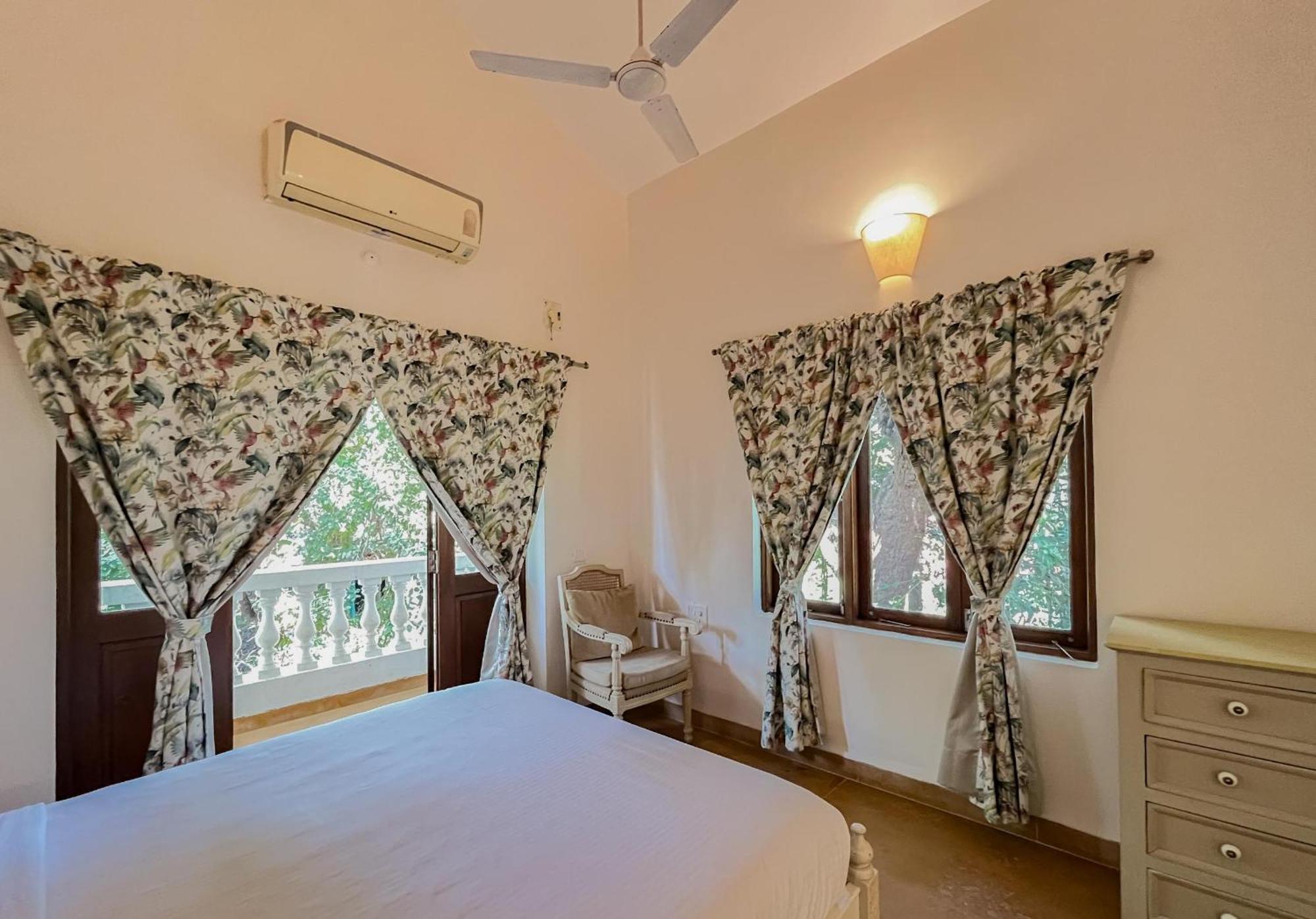 Rainforest - Casa Azure 5 Min Walk To The Beach Calangute Room photo